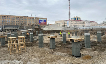 На площади Ленина в Якутске строители приступили к активной фазе реконструкции