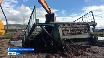 Ардах халааныттан эмсэҕэлээбит Өймөкөөн улууһугар чөлүгэр түһэрии үлэтэ салҕанар