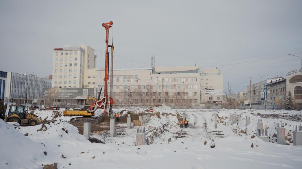 В Якутске идут работы по реконструкции площади Ленина – ГТРК «Саха»