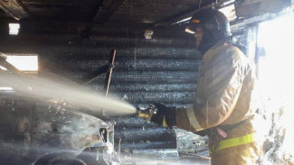В Якутии за последние сутки произошло два возгорания в частных гаражах