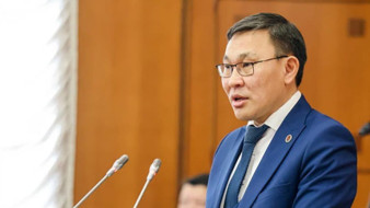 Георгий Михайлов: "Вносимые в Конституцию РС(Я) изменения повышают эффективность органов МСУ"