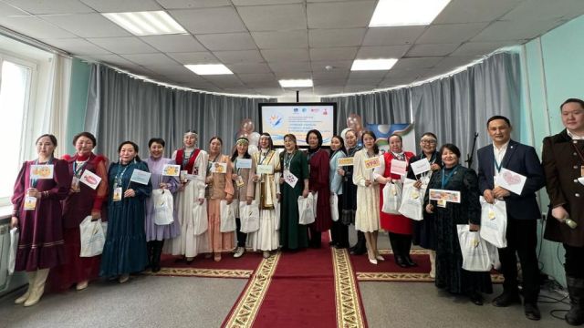 В Якутии определят имена лучших учителей родного языка и литературы