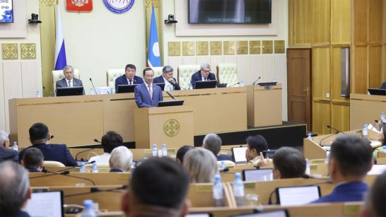 Почти 800 млрд инвестиций привлекли в Якутию в 2024 году