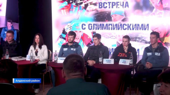 Школьники Алдана встретились с чемпионами страны по биатлону