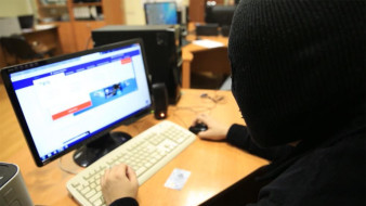 Около двух миллионов рублей похитили дистанционные мошенники у жительницы Удачного