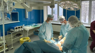 Мобильный хирургический центр работает в Алданском районе