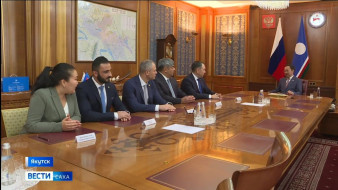 Глава Якутии Айсен Николаев провёл встречу с членами Международного комитета "Дети Азии"