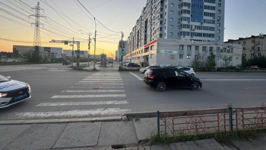 В Якутске совершен наезд на двух пешеходов