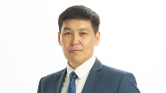 Анатолий Семенов: Ил Дархан обозначил ключевые направления развития республики