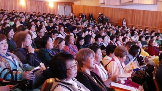 В Якутии состоится III республиканский съезд учителей якутского языка, литературы и культуры