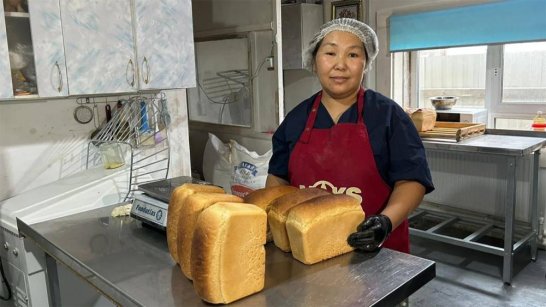 Социальный контракт: как семья из Чурапчинского района открыла свою пекарню