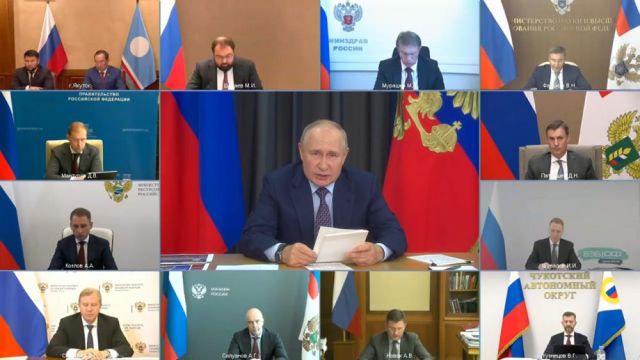 Владимир Путин: для формирования транспортного узла на северо-востоке России предстоит построить мост через реку Лену