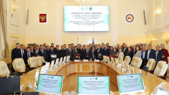 Мегино-Кангаласский, Амгинский и Горный районы признаны лучшими в АПК Якутии по итогам года