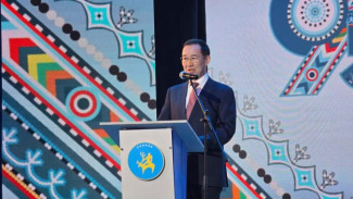 Глава Якутии поздравил жителей Анабарского района с юбилеем