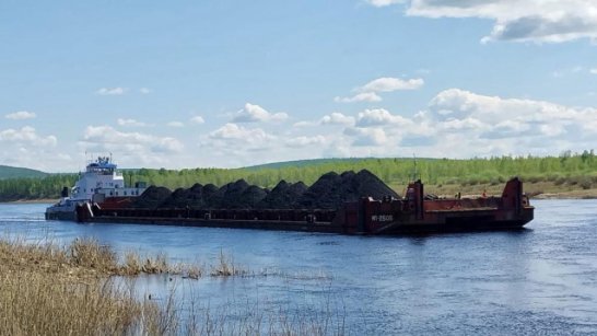 Более 10 тысяч тонн каменного угля доставили для нужд котельных в Якутии