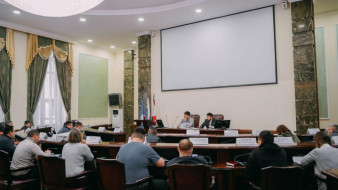 В Якутске состоялось совещание по проведению трехмесячника санитарной очистки в городе