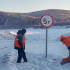 На ледовом автозимнике через реку Амгу увеличена грузоподъёмность до 5 тонн