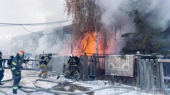 В Якутске при пожаре два человека погибли и один пострадал