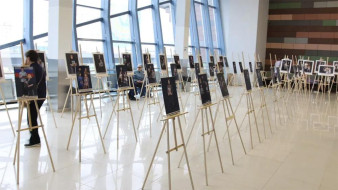 В аэропорту Якутска открылась выставки фотопроекта "Семья Героя"