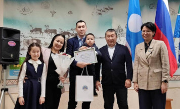 677 семей Якутии получили материнский капитал "Семья" с начала Года семьи