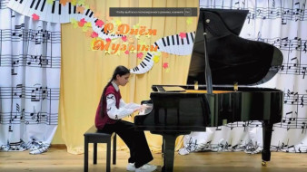 Детскую школу искусств города Удачного Якутии оснастили по нацпроекту