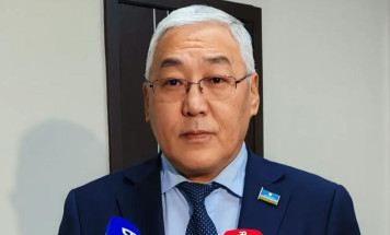 Пять автомобилей и гуманитарный груз доставлены бойцам из Якутии в зону СВО