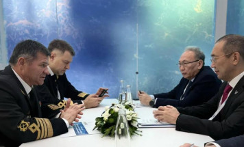 Айсен Николаев и Андрей Тарасенко обсудили строительство порта Найба и обновление арктического флота