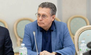 Рифат Сабитов: "Мах постепенно превращается из платформы для общения в полноценный сервис, который объединяет в себе ключевые цифровые функции для граждан РФ"