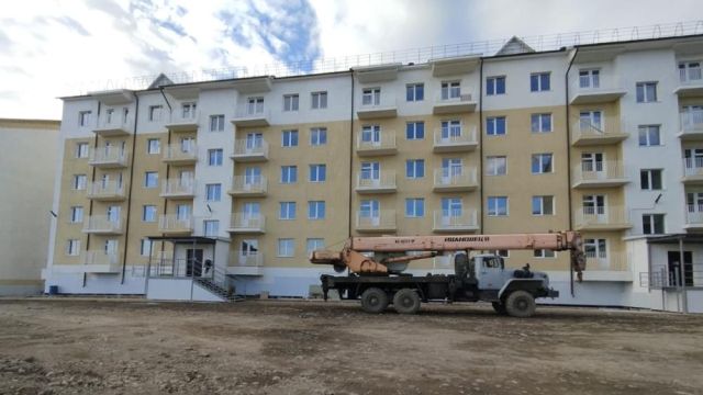В поселке Хандыга построен ещё один дом для переселения из аварийного жилья