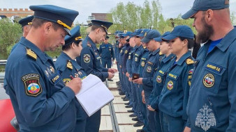 В Якутске прошёл смoтр сил и средств ГИМС МЧС России