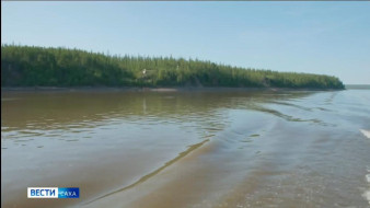 На реке Лена в районе города Покровск отмечается рост уровня воды