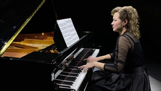 Пианистка из Якутии стала обладательницей Гран-При международного фестиваля