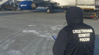 В Якутии проводится доследственная проверка по факту возврата самолета в аэропорт вылета