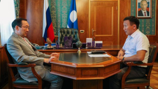 Айсен Николаев встретился с главой Мегино-Кангаласского района
