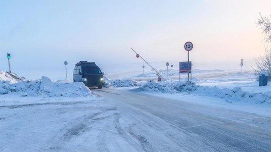 На ледовом автозимнике "Якутск – Нижний Бестях" увеличена грузоподъёмность 
