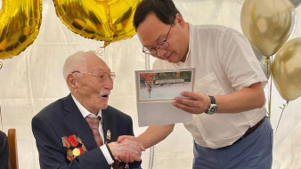 В Якутии поздравили со 100-летним юбилеем участника Великой Отечественной войны Мартына Григорьева