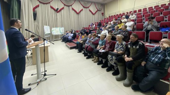 Жителям села Табага представили отчет по итогам работы Окружной администрации за 2023 год