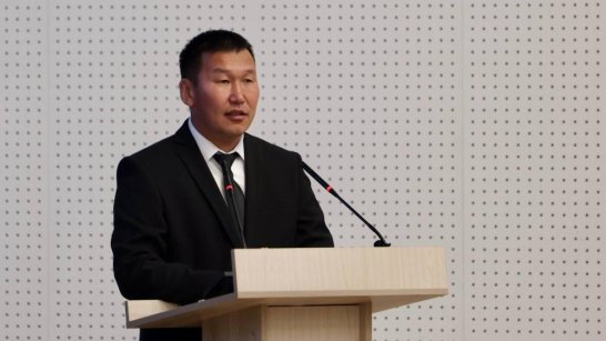 Олег Иринеев: Сегодня мы должны объединится и выполнить заветы Первого Президента Якутии