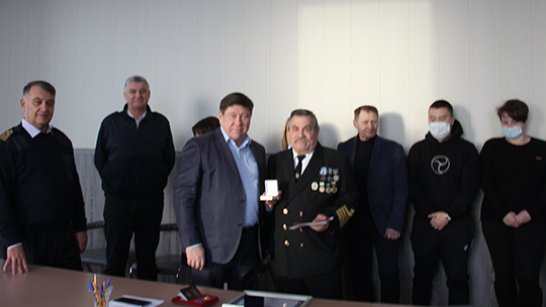 Командиры судов ЛОРПа получили награды