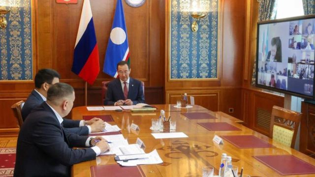 Айсен Николаев поставил задачи по кормозаготовительной кампании в Якутии