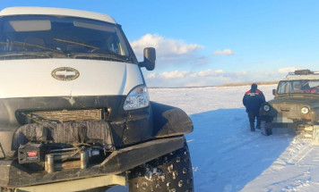 В Якутии спасатели ведут поиски пропавших рыбаков