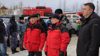 Дмитрий Садовников проверил готовность Ленского и Олёкминского районов к весеннему паводку