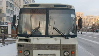В Якутске несовершеннолетний пассажир получил травмы в автобусе