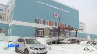 Дмитрий Садовников Дьокуускайга улахан тутуулары көрдө