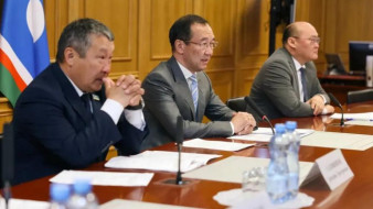Айсен Николаев потребовал усилить устранение нарушений правил пожарной безопасности в населённых пунктах Якутии