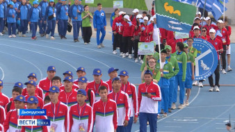 Дьокуускайга "Спортивные якутяне" Саха сирин үөрэнээччилэрин спартакиадата салҕанар