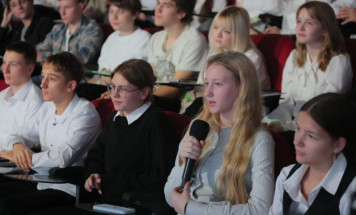 Школьников со всей страны пригласили участвовать в конкурсе на литературную Премию "Дальний Восток" им. В.К. Арсеньева