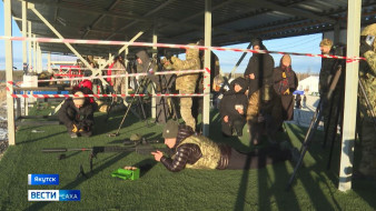 В Якутии губернаторы дальневосточных регионов показали свои навыки в стрельбе на дальние дистанции