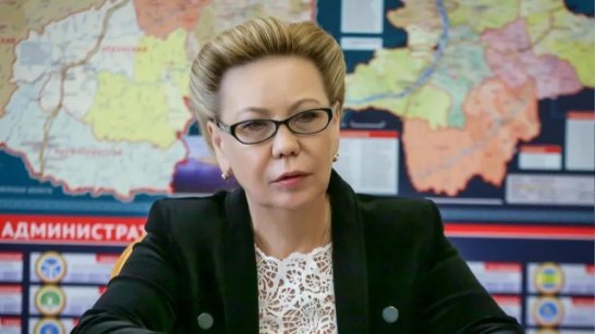 Галина Данчикова: поправки в Конституцию республики направлены на её приведение в соответствие с сегодняшними реалиями