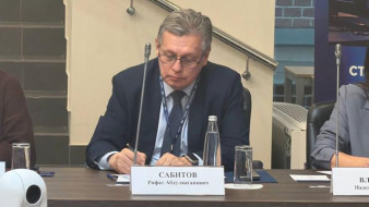 ИИ, смыслы и кадры: в Москве обсудили будущее медиасферы